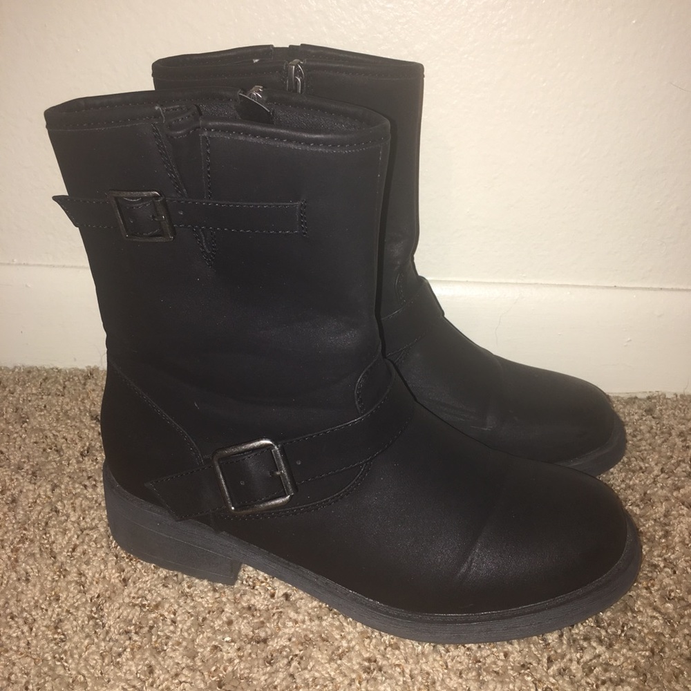 Boots 🥾